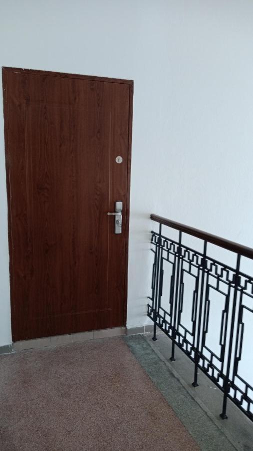Bydlení v centru OV blízko Stodolní, bez výtahu Ostrava Exterior foto