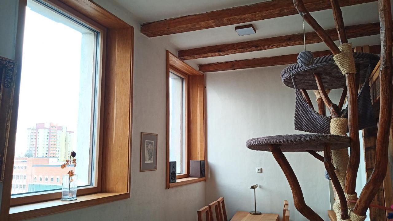 Bydlení v centru OV blízko Stodolní, bez výtahu Ostrava Exterior foto